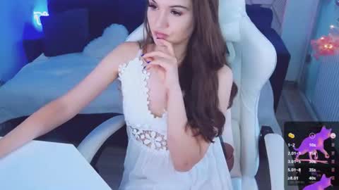 AmbraEnm online show from July 2026 12:08:02 PM