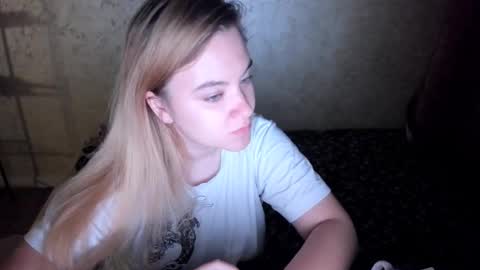 ambrosia__ online show from September 2025 04:03:01 AM