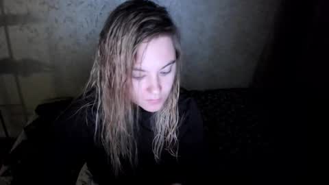 ambrosia__ online show from September 2025 05:52:02 AM
