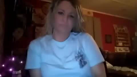Snapshot of amdavis388 chatting on September 2025 12:55:01 AM amdavis388 online show from September 2025 12:55:01 AM