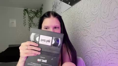 Alica online show from November 2025 10:04:01 AM