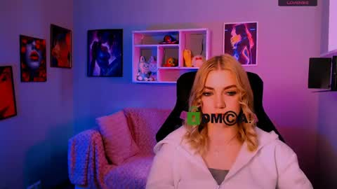 Snapshot of amelaya chatting on May 2026 11:50:01 AM amelaya online show from May 2026 11:50:01 AM