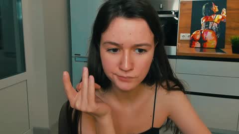 Snapshot of ameli_moon chatting on December 2024 08:04:01 PM Eileen online show from December 2024 08:04:01 PM