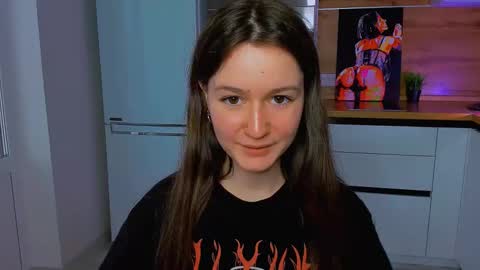 Snapshot of ameli_moon chatting on February 2025 01:57:01 PM Eileen online show from February 2025 01:57:01 PM