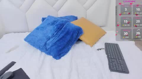 Amelia02  online show from February 2026 01:58:02 PM