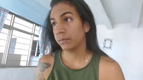 amelia  online show from October 2025 01:09:01 PM