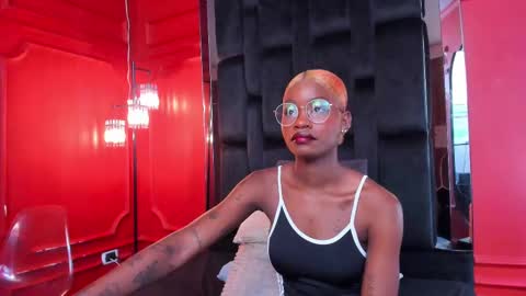 Amelia Adams online show from September 2025 06:18:02 PM