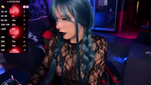 Amelia Aley  online show from September 2025 11:12:02 AM