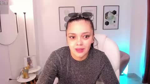 Snapshot of amelia_cheerry chatting on September 2025 11:45:02 AM amelia online show from September 2025 11:45:02 AM