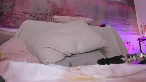 Amelia  online show from July 2026 03:12:02 AM