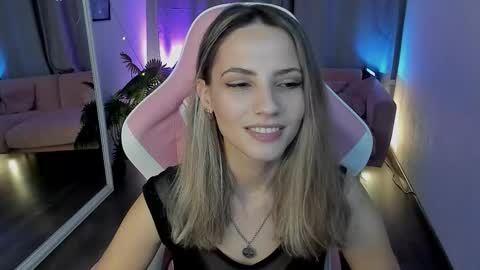 amelia_meili online show from December 2025 01:05:02 PM