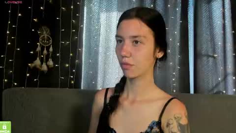 Snapshot of amelia_skyy chatting on July 2026 01:35:01 AM Anna online show from July 2026 01:35:01 AM