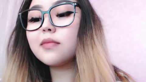 Amelia online show from May 2026 06:04:01 PM