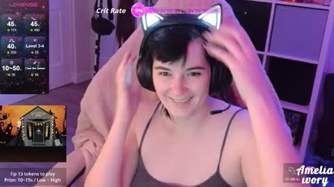 Snapshot of ameliaivory chatting on October 2025 03:07:02 AM ameliaivory online show from October 2025 03:07:02 AM