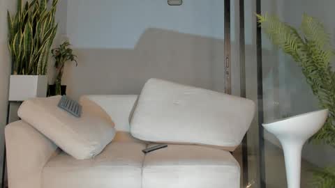 Ameliajones online show from April 2026 04:46:01 AM