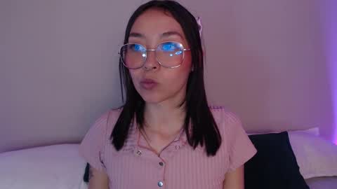 Amelie online show from February 2025 11:45:01 PM