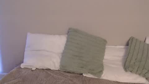 Amelie online show from February 2025 10:48:02 PM