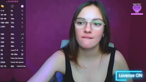 Amelie online show from December 2024 02:05:02 PM