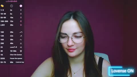 Amelie online show from December 2024 06:41:02 AM