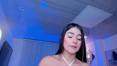 Amelie Jons online show from January 2025 11:43:01 PM