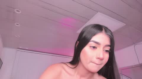 Amelie Jons online show from February 2025 11:41:01 PM