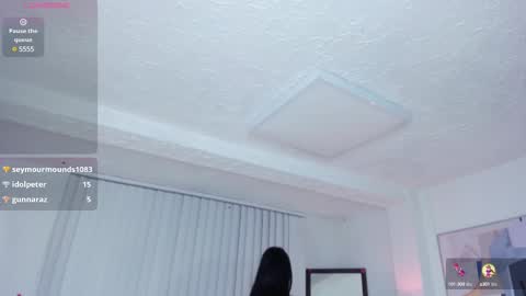 Amelie Jons online show from February 2025 11:58:02 PM