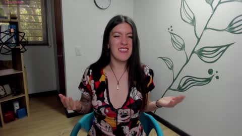 Snapshot of ameliegray chatting on December 2024 03:54:02 PM A M E L I E online show from December 2024 03:54:02 PM