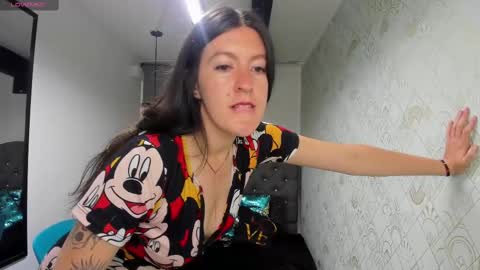 Snapshot of ameliegray chatting on March 2025 06:34:01 PM A M E L I E online show from March 2025 06:34:01 PM