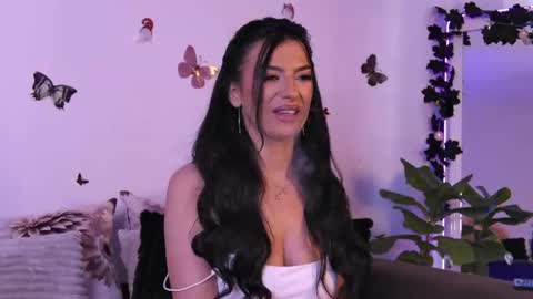 AmelieReeaa online show from July 2026 01:51:02 PM