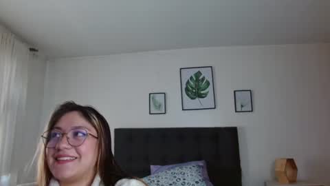 Amelie  online show from July 2026 01:25:01 PM