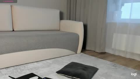 Amelina Love online show from November 2025 01:59:01 AM