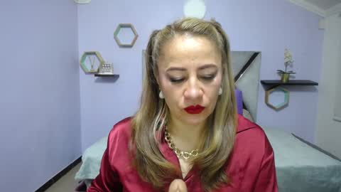 Amell Thomson online show from December 2024 11:17:02 AM