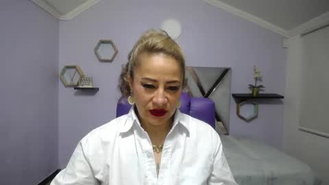 Amell Thomson online show from December 2024 11:26:01 AM