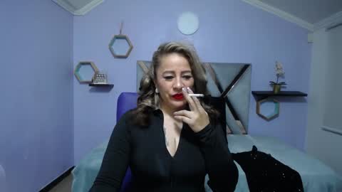 Amell Thomson online show from December 2024 11:09:02 AM