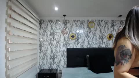 Amell Thomson online show from January 2025 11:37:02 AM