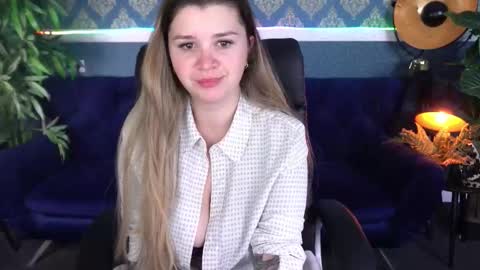 amellymillyy online show from December 2025 08:07:02 PM