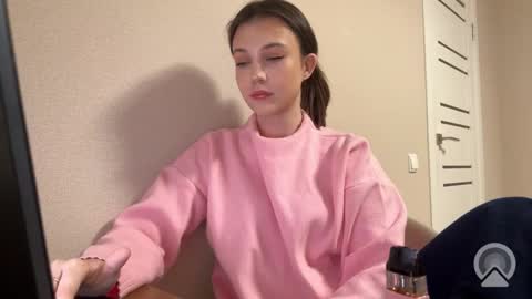 amelyay online show from December 2025 02:01:01 PM