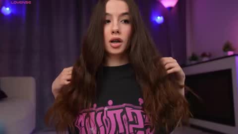 Amy  online show from April 2026 01:25:01 AM