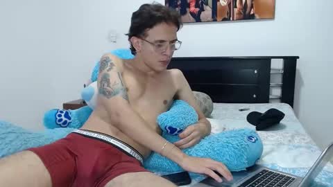Lucian online show from December 2024 08:54:02 PM