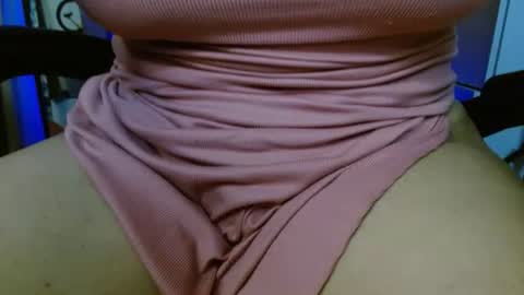 Mari online show from October 2025 12:16:01 PM