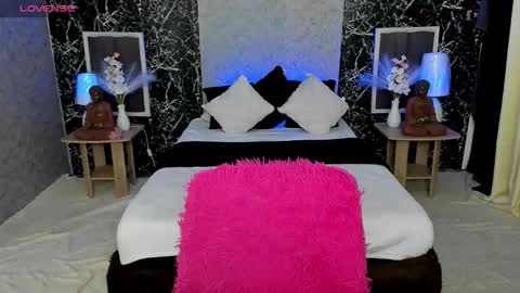 Claire online show from September 2025 08:27:01 AM