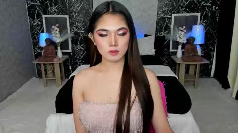 Claire online show from October 2025 08:25:01 AM