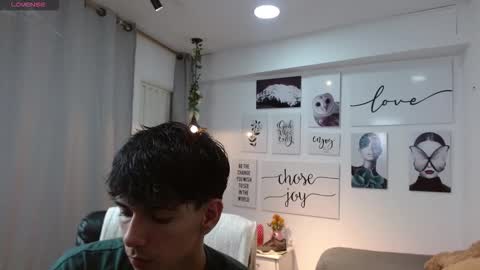 amethystshadow online show from November 2025 05:09:01 PM