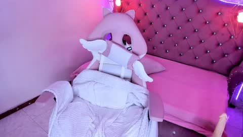      online show from January 2025 10:37:02 PM