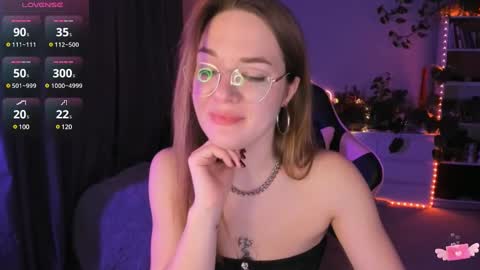 Snapshot of ami_amour_ chatting on December 2024 03:31:02 PM Hi-hi I am Kate welcome to my sexy room online show from December 2024 03:31:02 PM