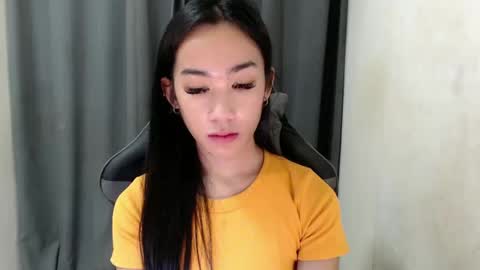 Snapshot of ami_lewis chatting on January 2025 04:57:02 AM JOANNA online show from January 2025 04:57:02 AM