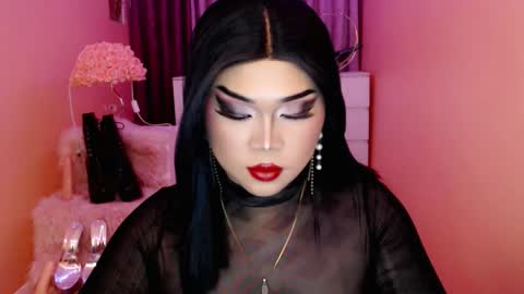 Queen Mireska online show from September 2025 12:40:01 PM