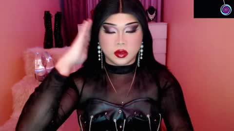 Queen Mireska online show from February 2026 05:41:01 PM