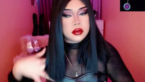 Queen Mireska online show from February 2026 05:38:01 PM