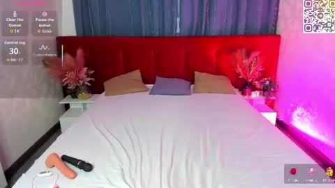 amilia_may online show from June 2026 03:25:01 AM